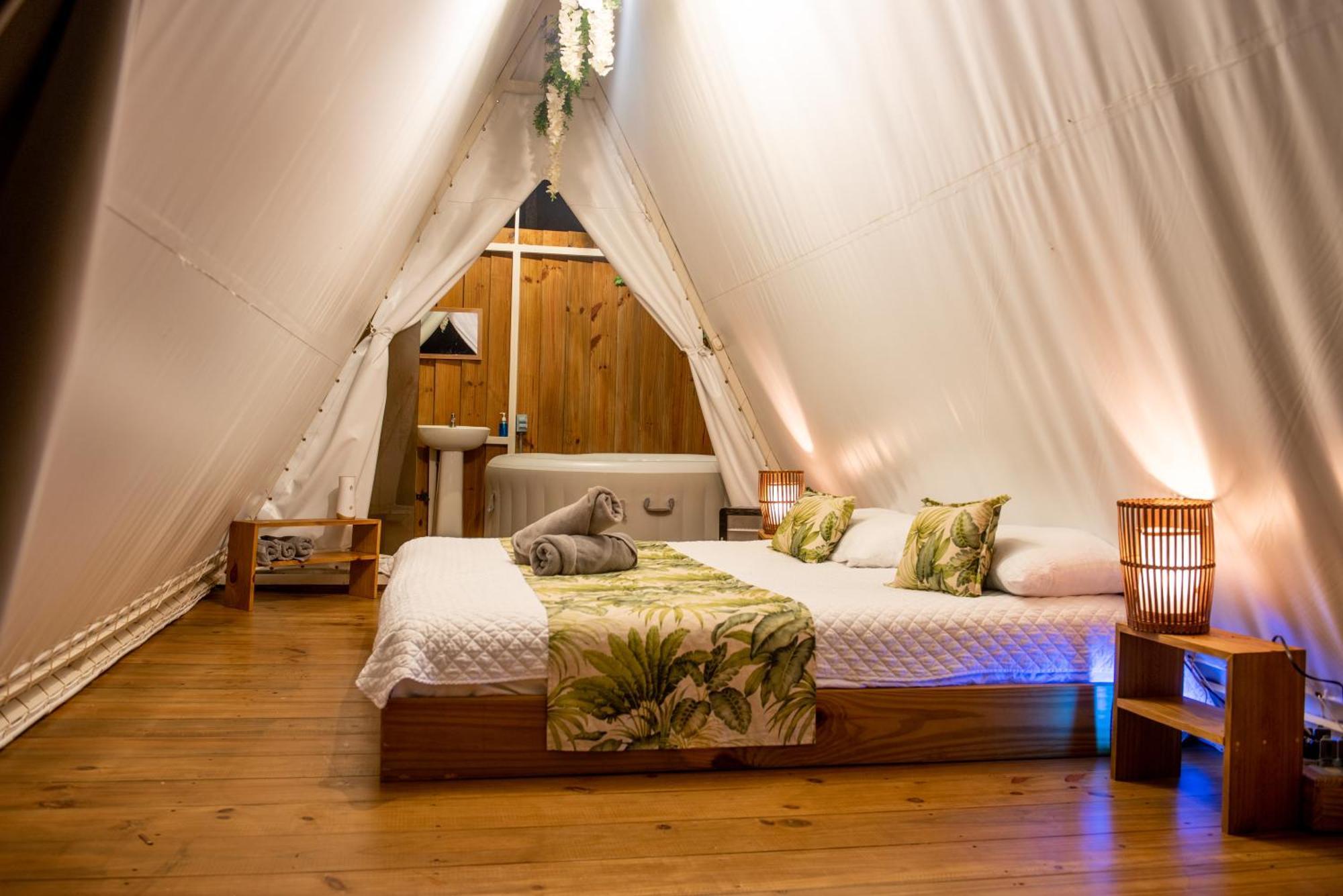 Luxury tent Quimera Glamping Pacuar