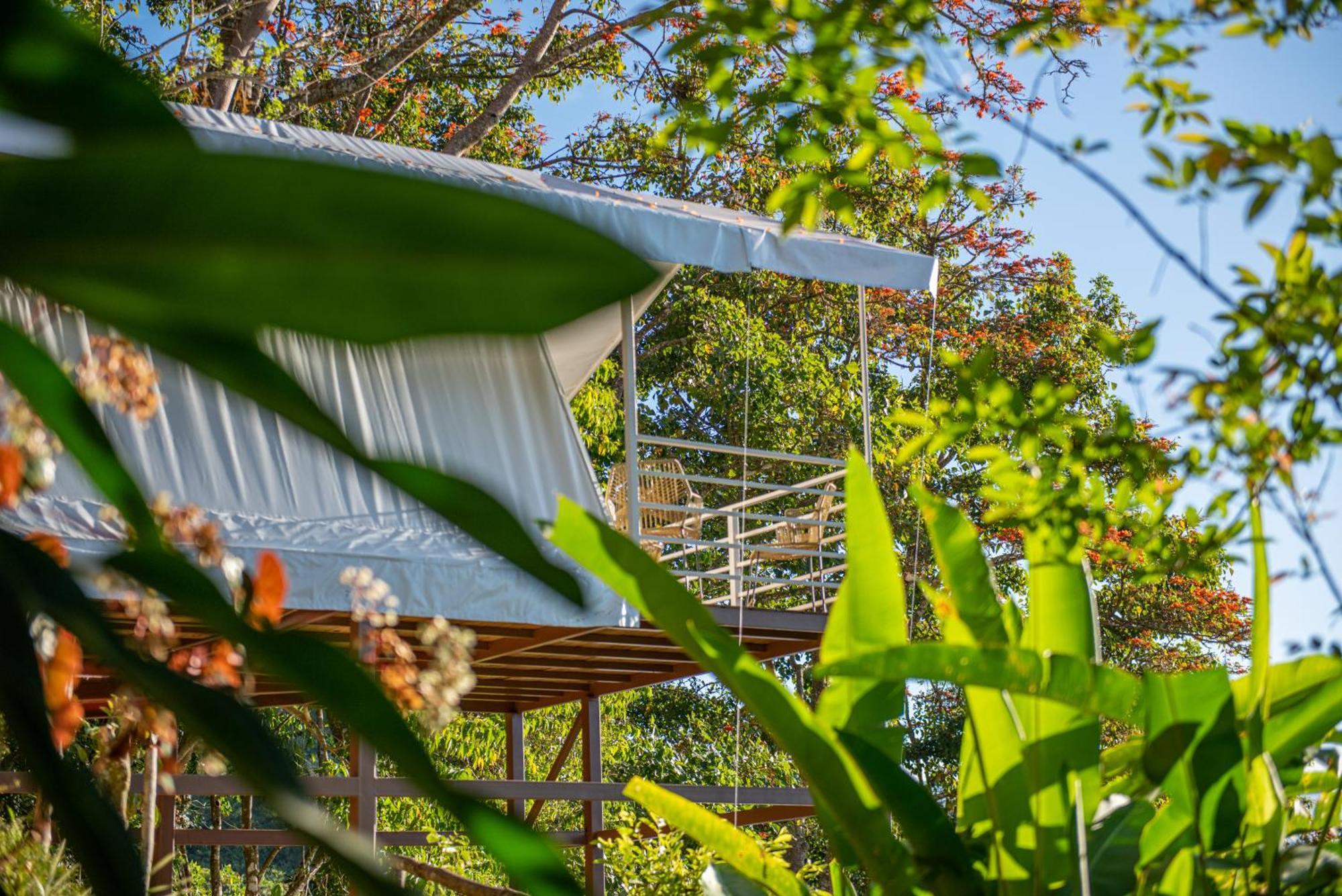 Quimera Glamping Luxury tent Pacuar