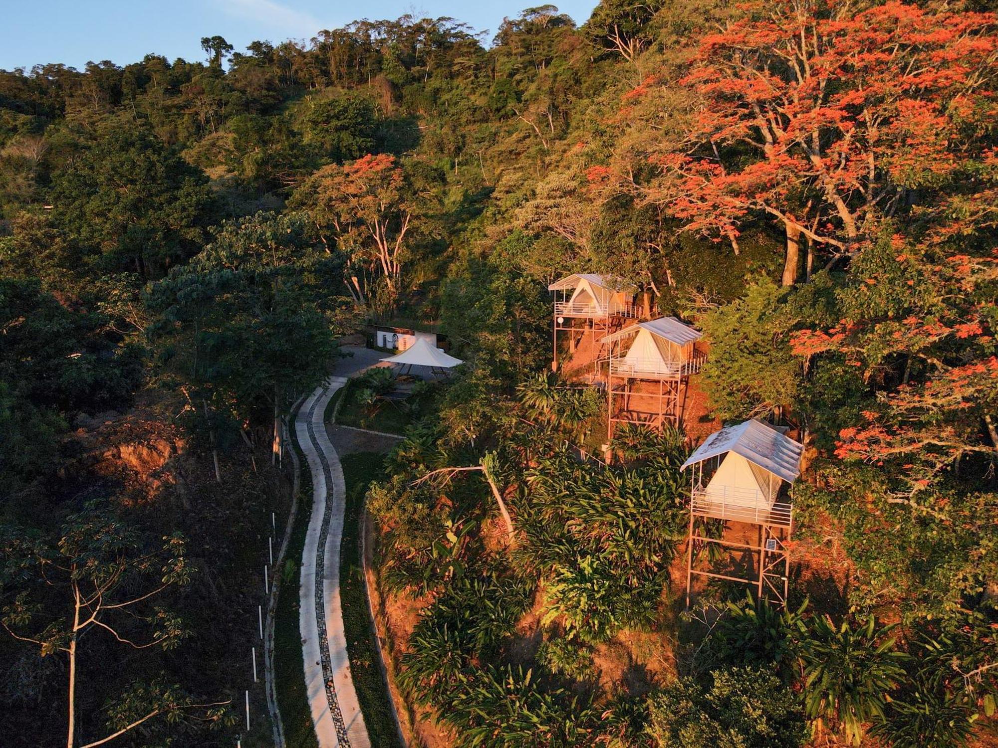 Quimera Glamping *